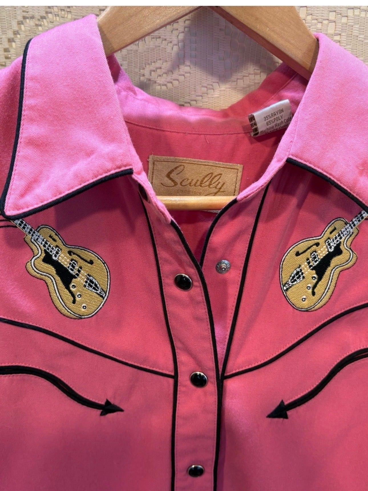 Scully Pink Sleeveless Western Button-Down Shirt with Guitar Embroidery