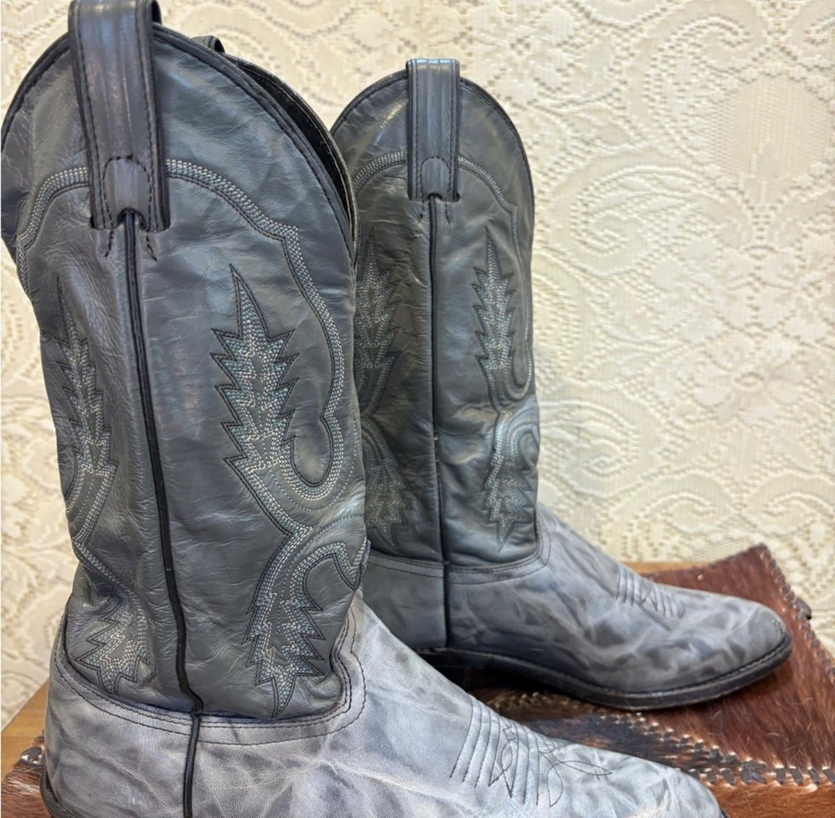 Abilene Boot Co. Men's Distressed Gray Western Boots size 8 1/2 D