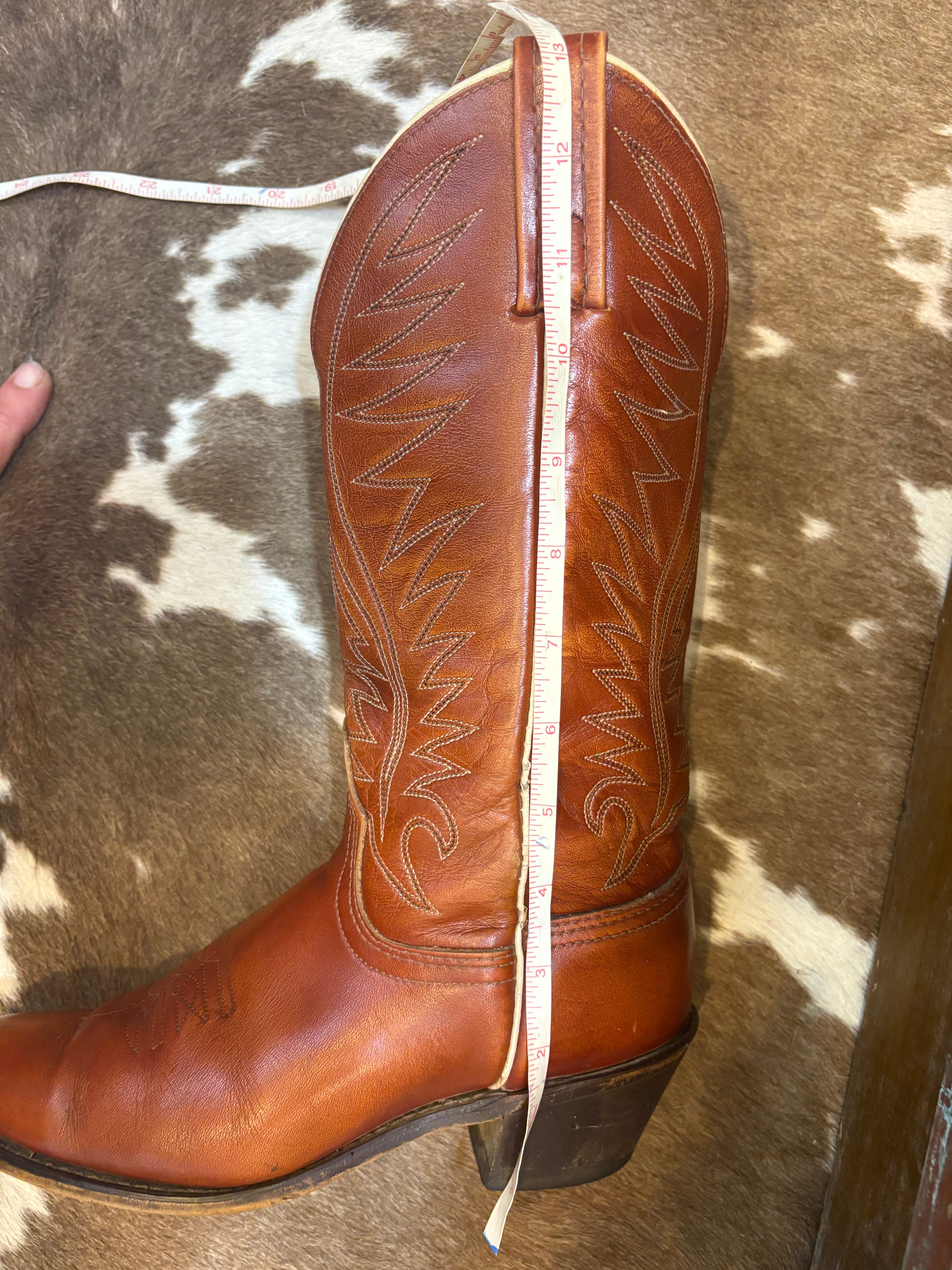 Vintage Acme Tan Leather Cowgirl Boots size 7