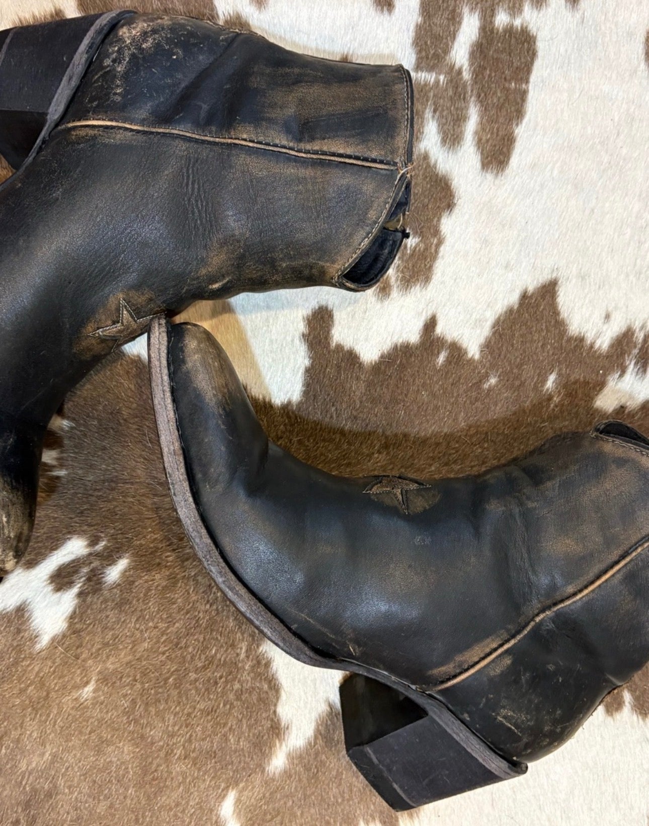 Free People Black Leather Ankle Booties with Star Accent size 8.5 by Mexicana